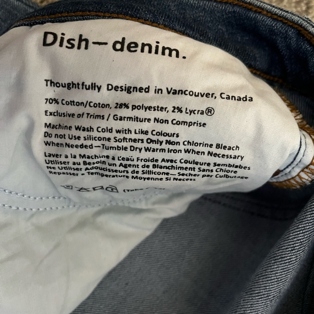 Dish jeans